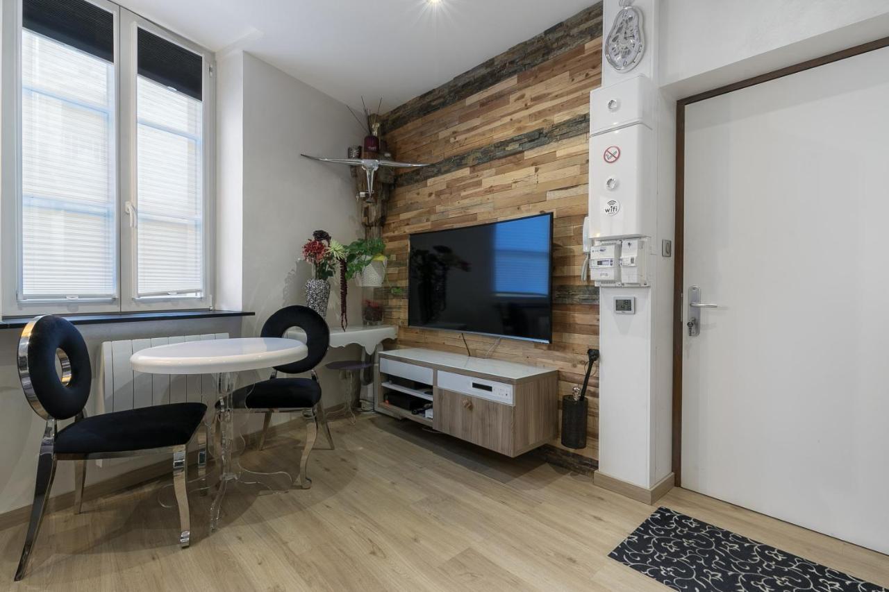 Apartamento Unsejourametz-Fr Meubles Ossons Du T2 Au T4 Avec Parking, Exterior foto