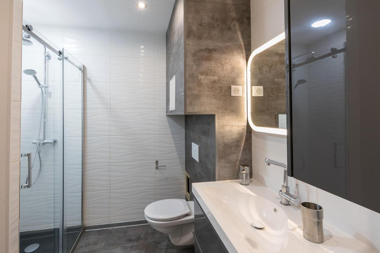 Apartamento Unsejourametz-Fr Meubles Ossons Du T2 Au T4 Avec Parking, Exterior foto